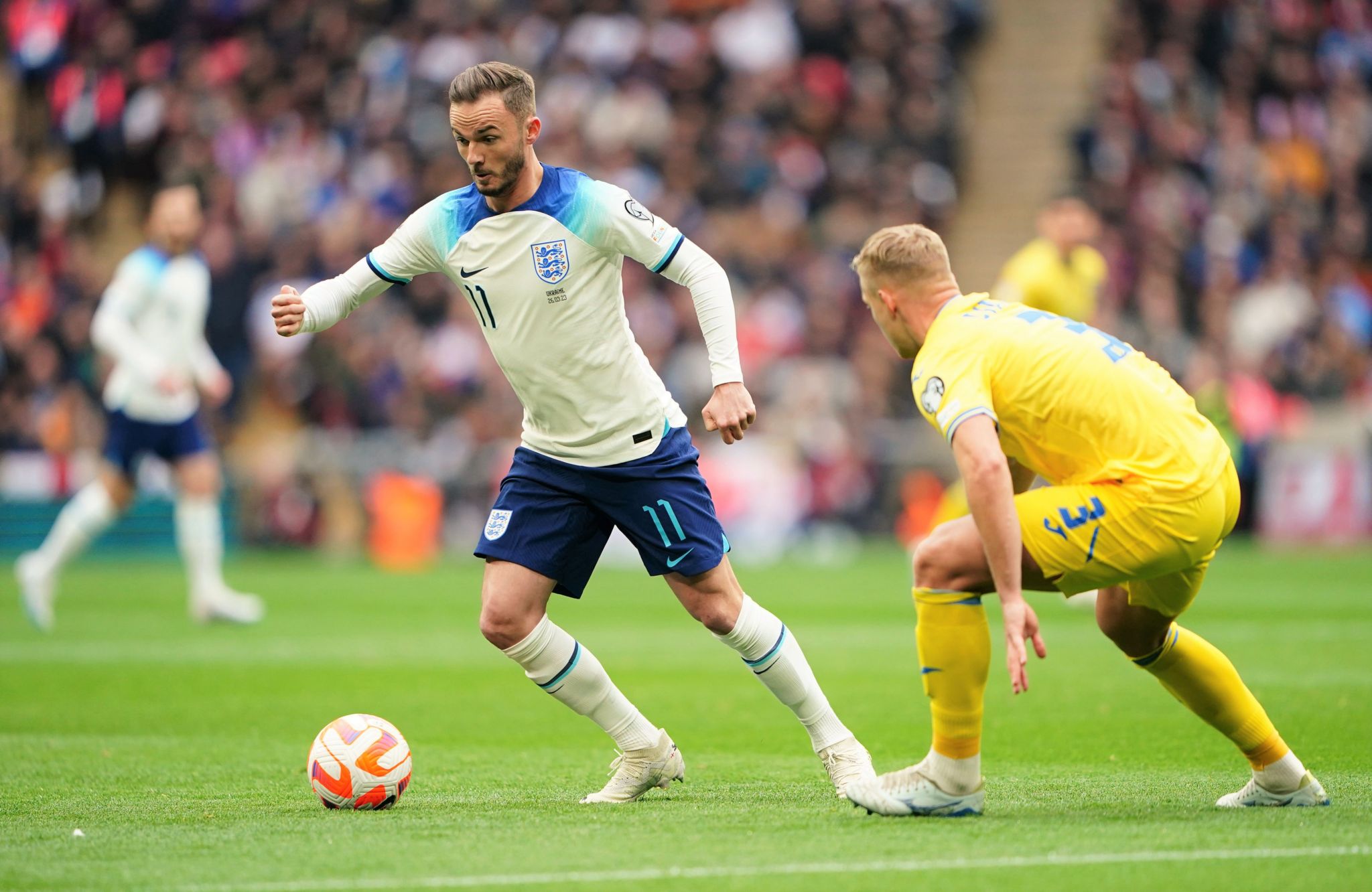 JAMES MADDISON BERSAMA INGGRIS DI EURO 2024