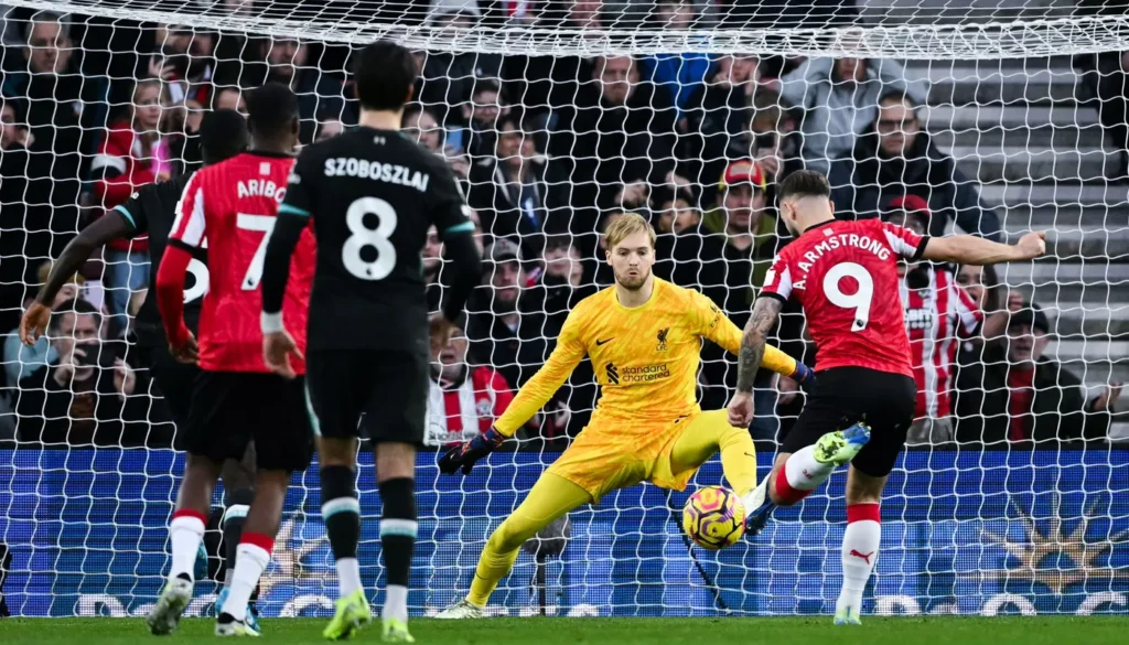 Dua Gol Salah Membuat Liverpool Unggul DELAPAN poin